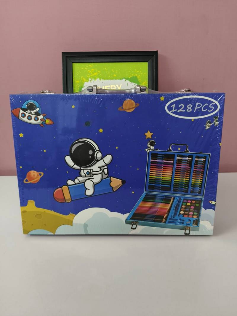 128-Piece Astronaut Theme Art Set for Kids™